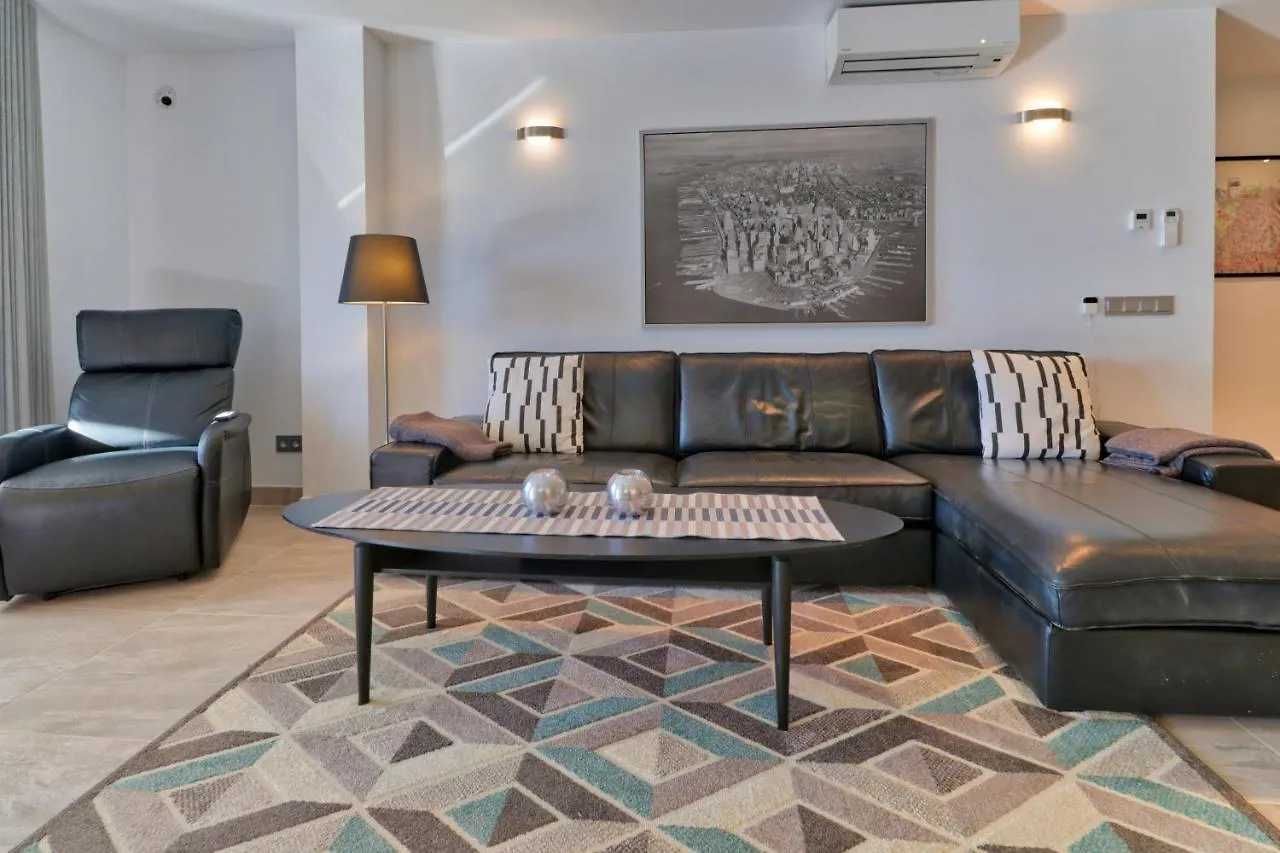 Lujo Y Relax Reserva Higueron Benalmadena Costa Por Key-Wise Torremuelle Spain
